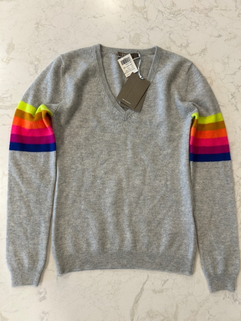 Brodie 100% Fine Cashmere Light Gray V-Neck Sweater Preppy Rainbow Sleeve Bands